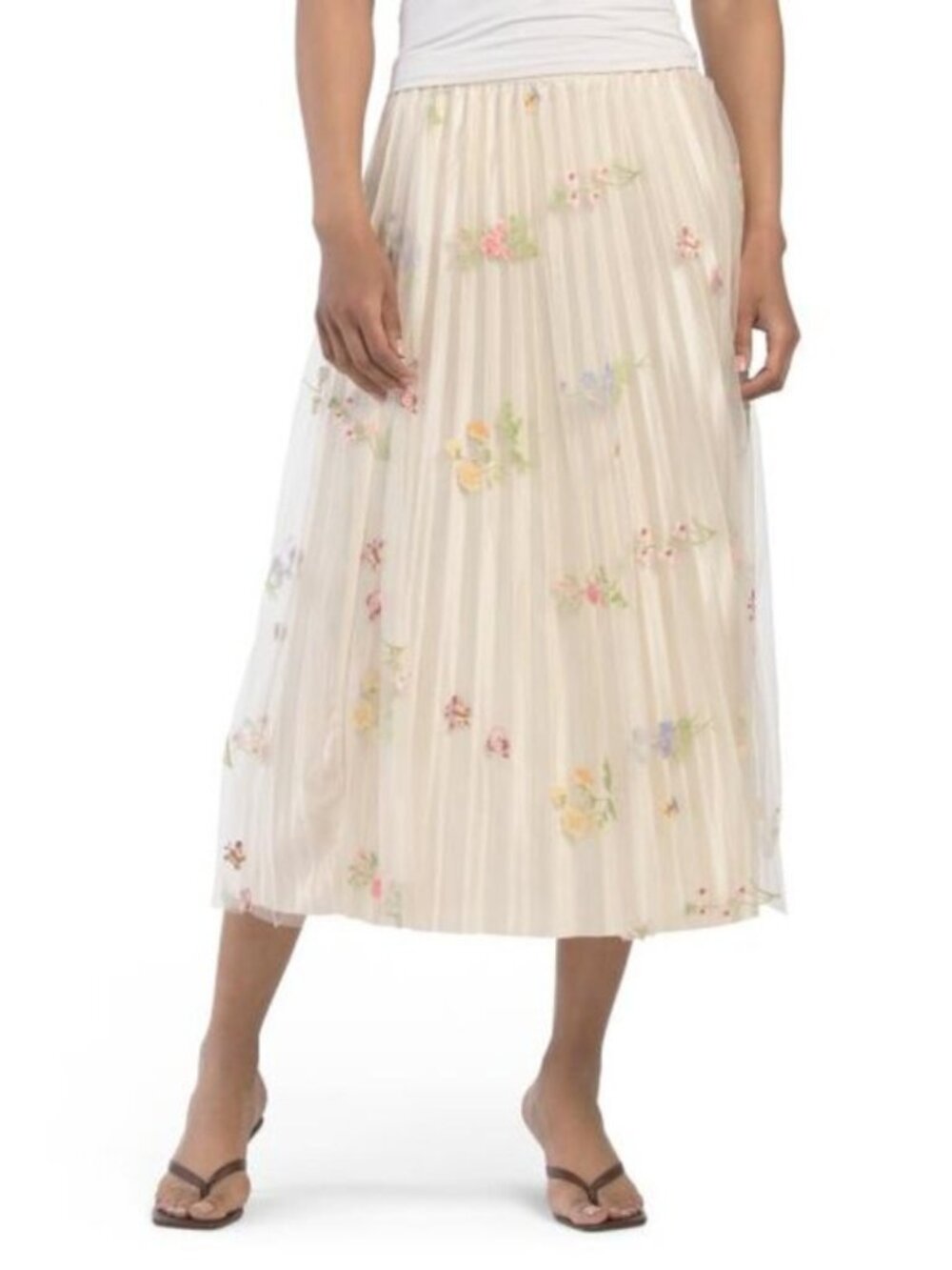 🔥ULTRA PINK Pleated Skirt With Floral Embroidered Mesh Overlay